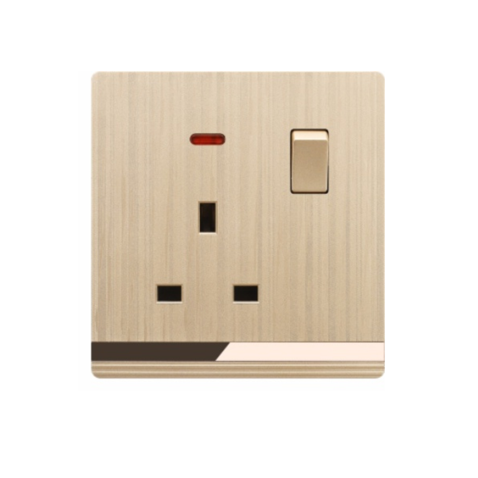 13A SOCKET WITH SWITCH V5-011