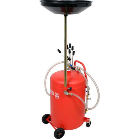 Red oil抽出器 with black top on a white background