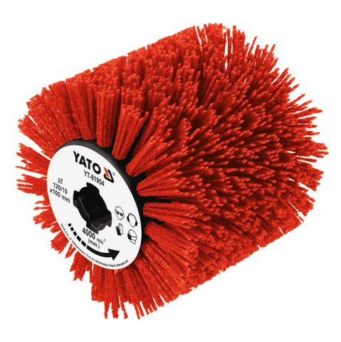 Red brush with YATO branding on a white background